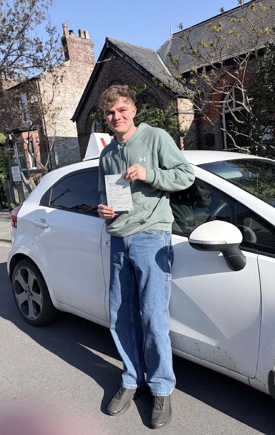 Pass 14 - student who passed with Zagros Driving School